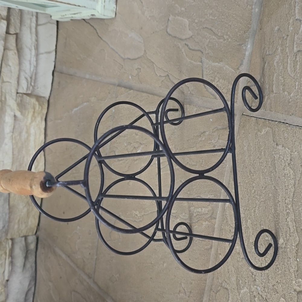 Tabletop Metal Wine (3) Rack - Picture 3 of 4